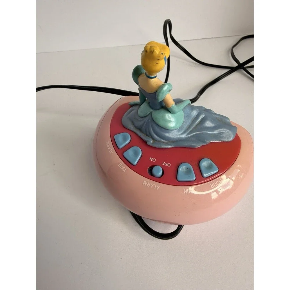 Disney Princess Cinderella Digital Alarm Clock Pink Model DC94530 Vintage